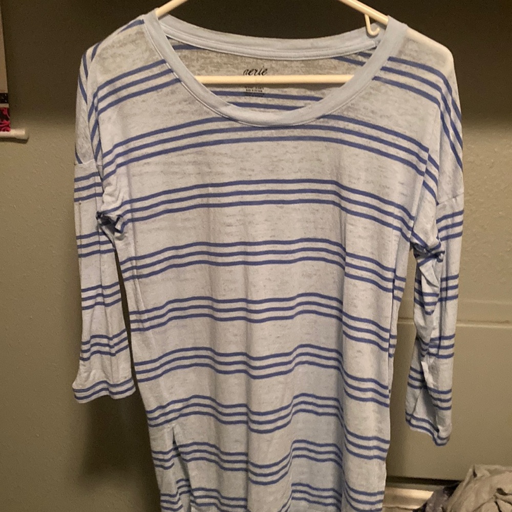 Aerie mid sleeve shirt